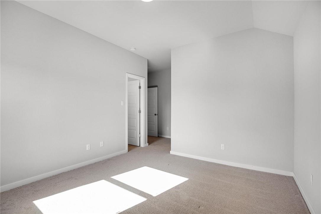 4166 Kingsley Ave