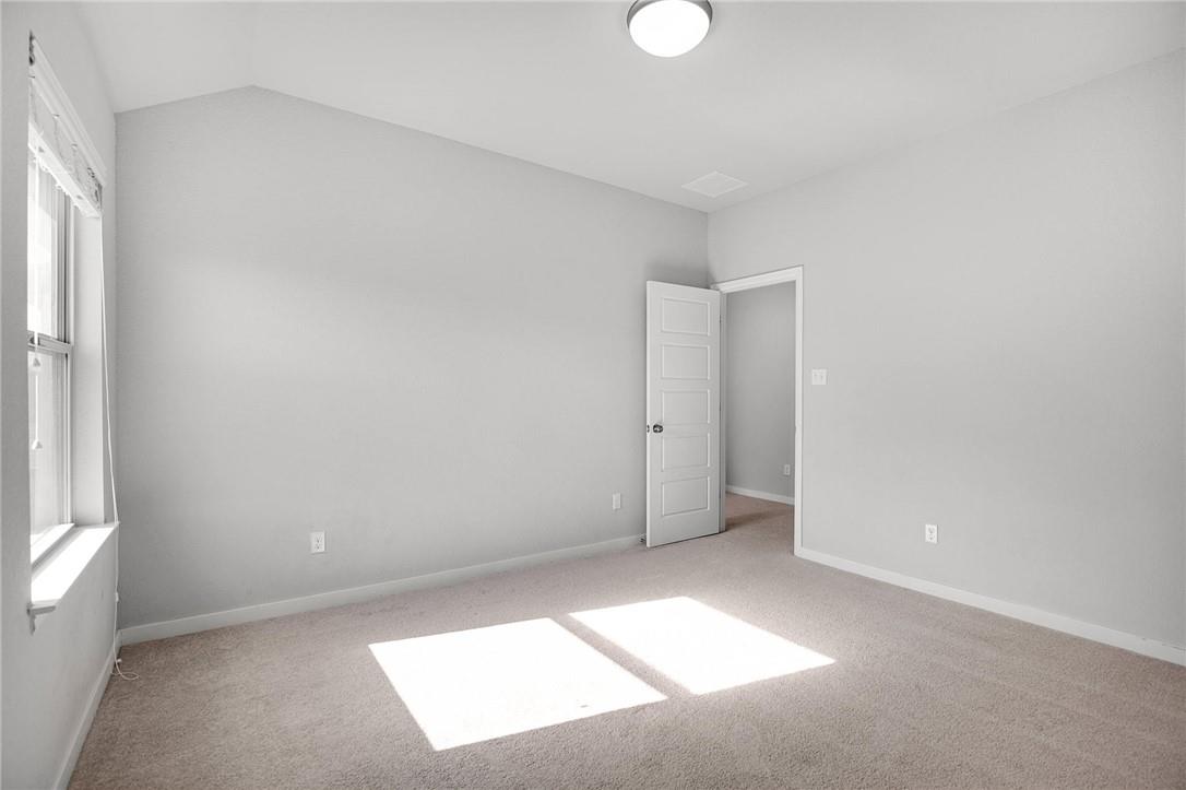 4166 Kingsley Ave
