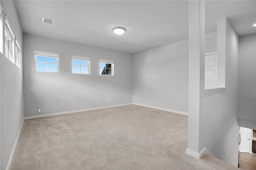 4166 Kingsley Ave