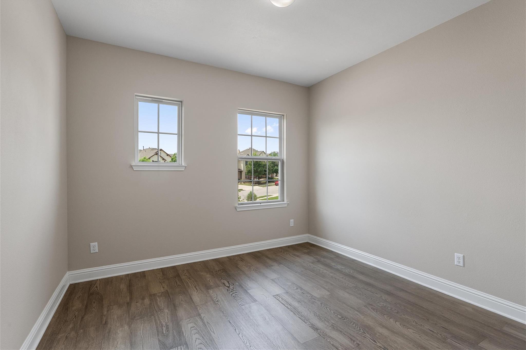 622 Cheyenne LN