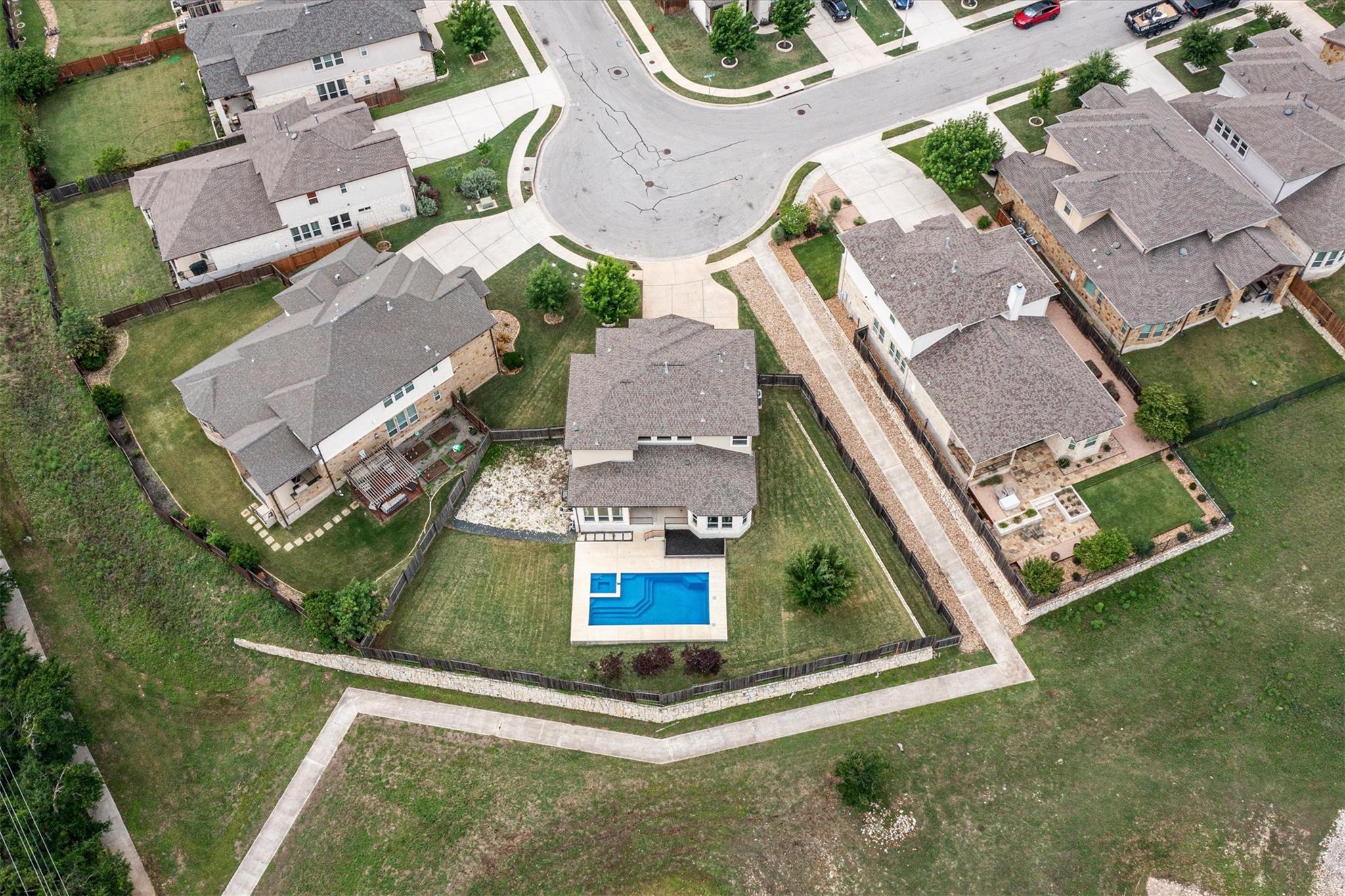 622 Cheyenne LN