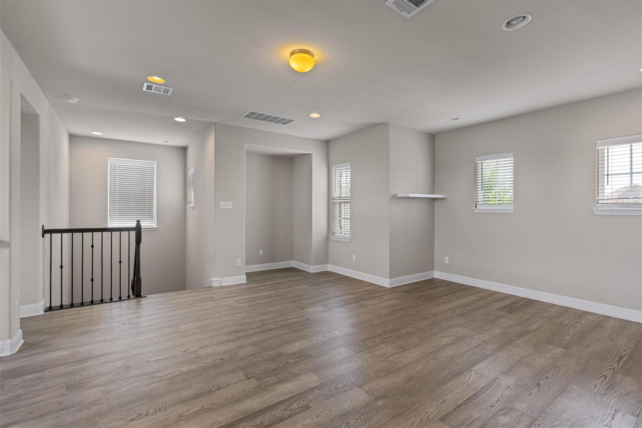 622 Cheyenne LN