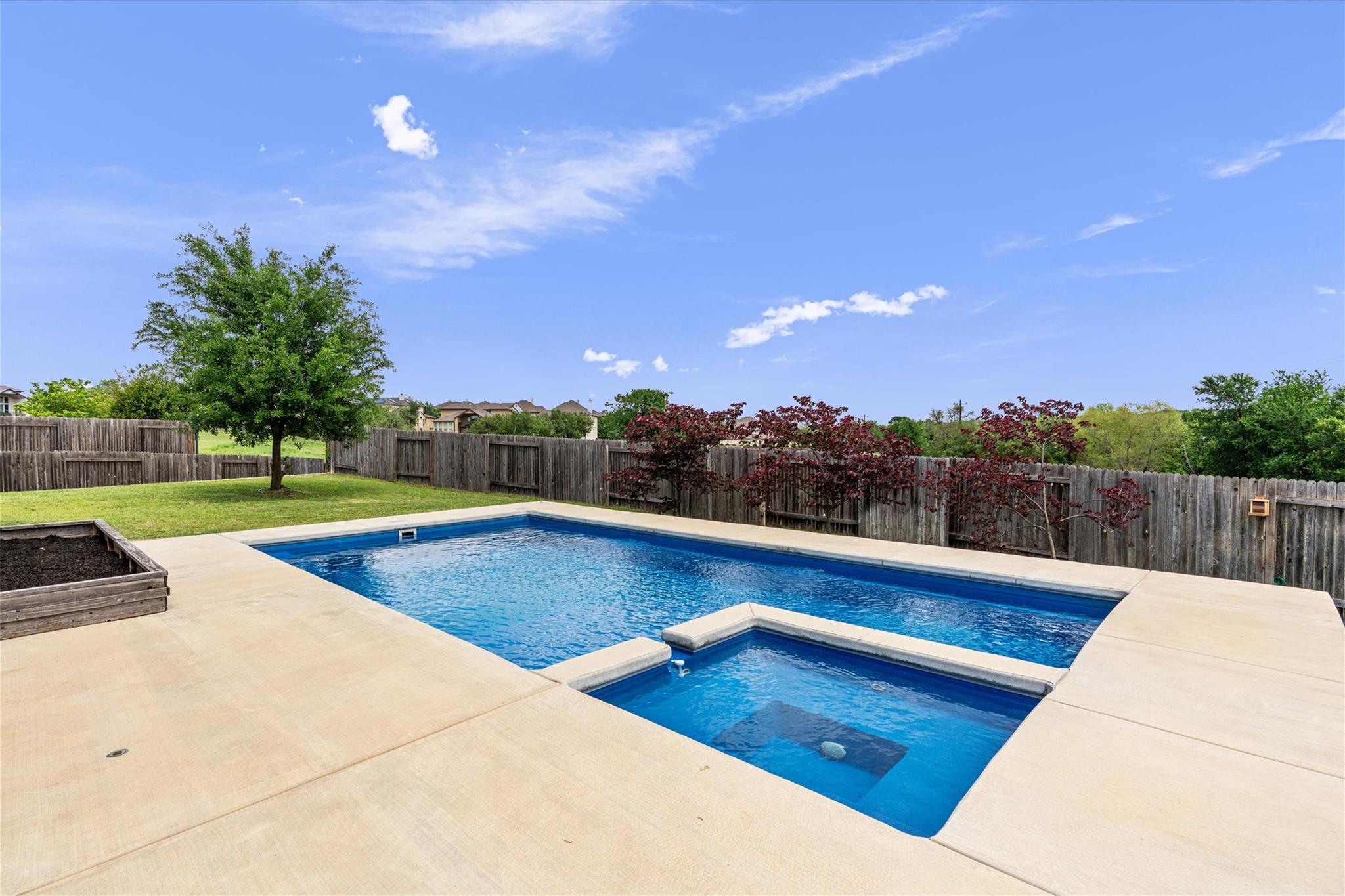 622 Cheyenne LN