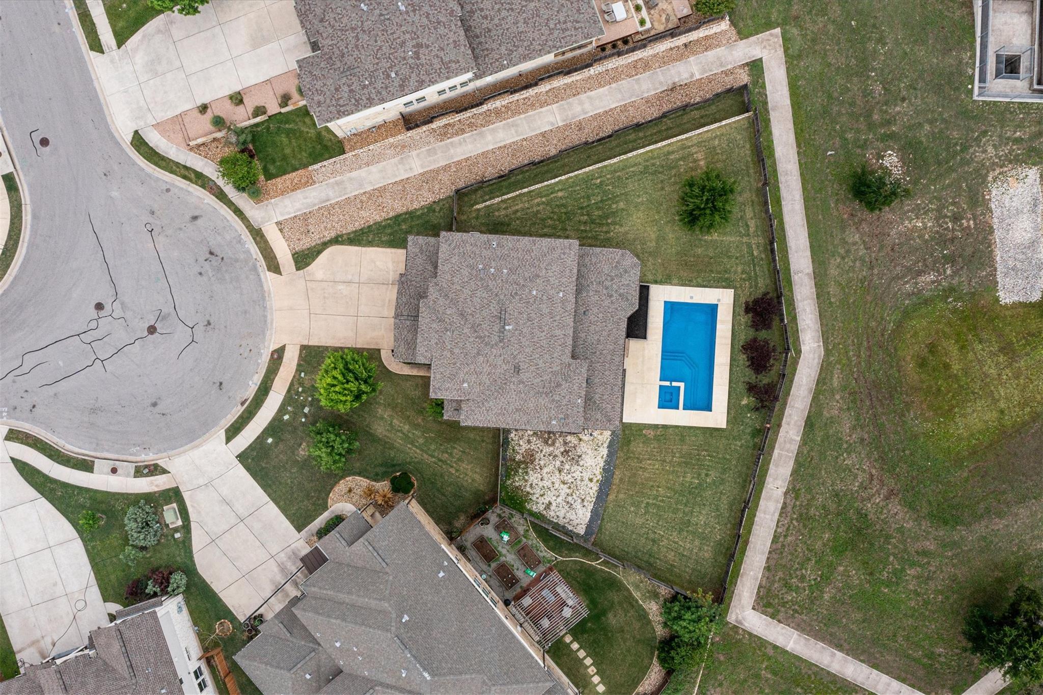 622 Cheyenne LN