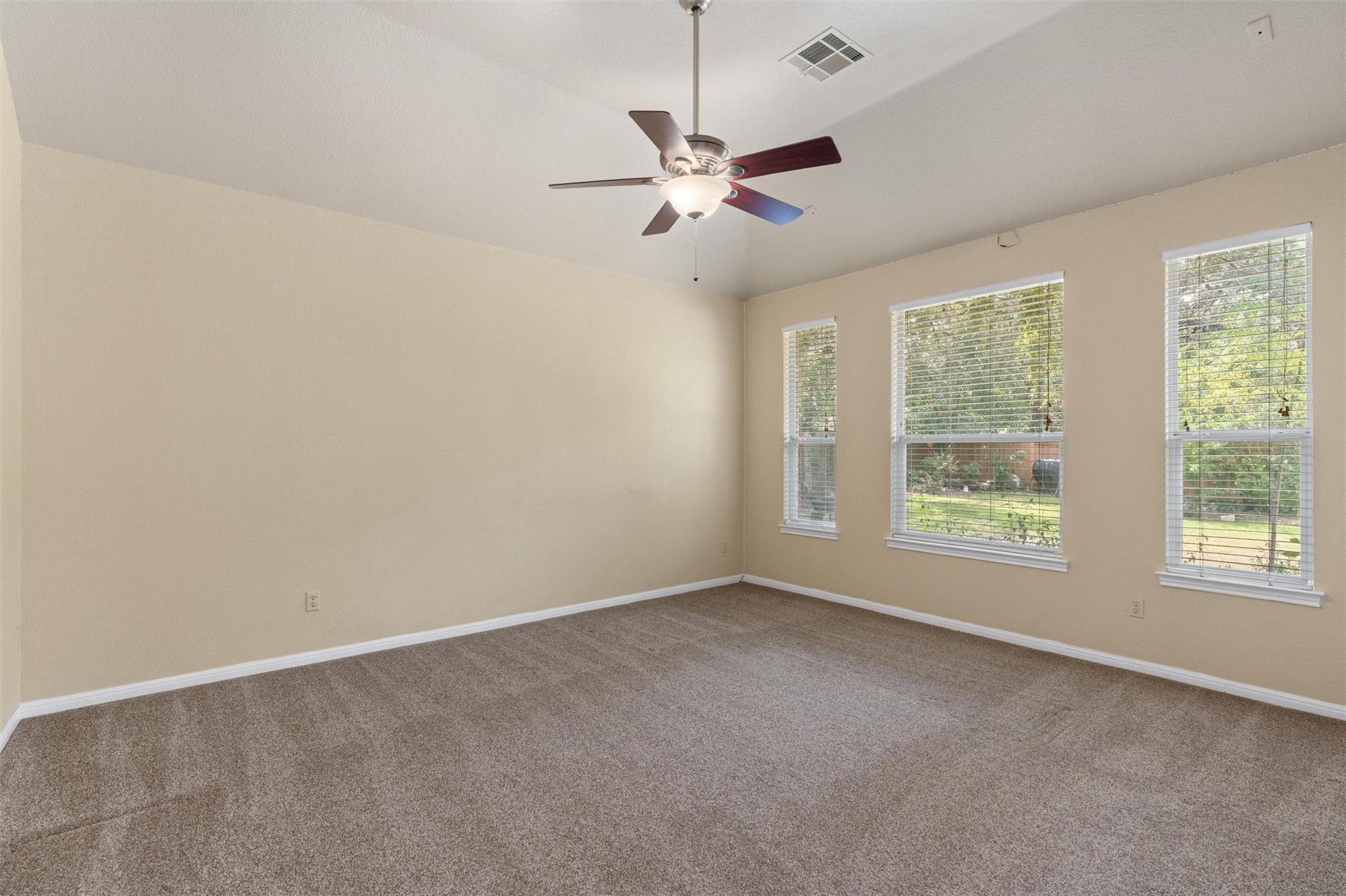 16004 Double Eagle DR
