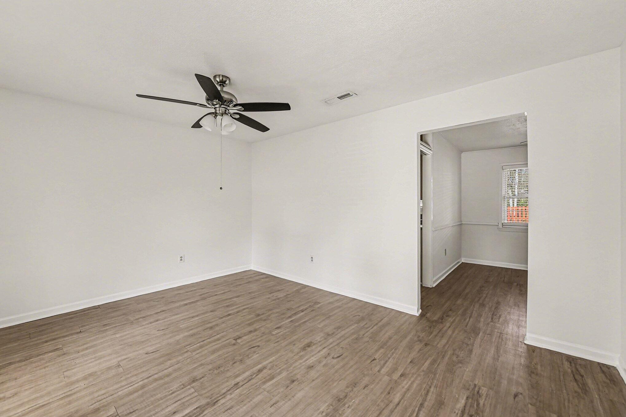 1932 Sunnyvale Avenue