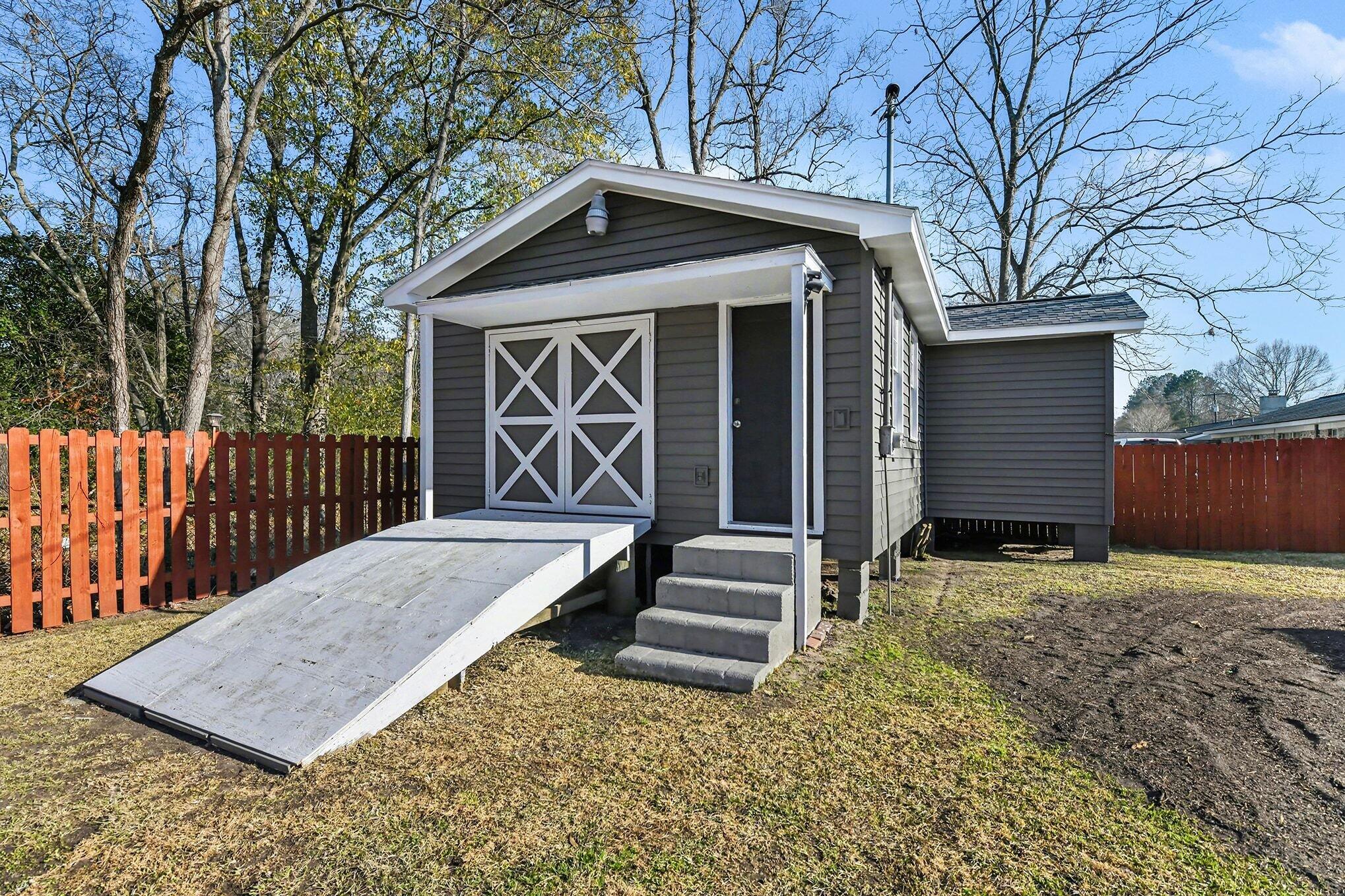 1932 Sunnyvale Avenue