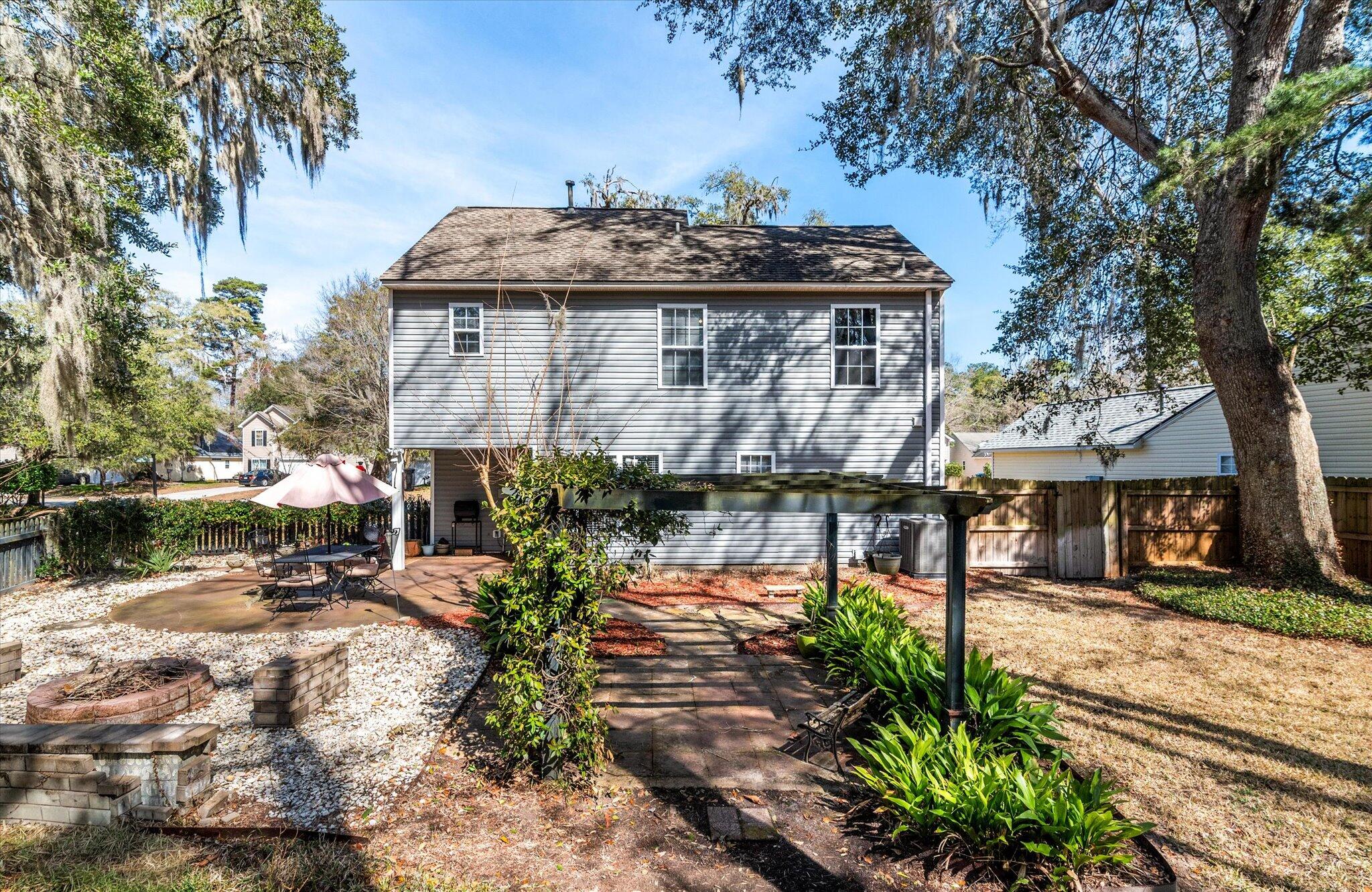 307 Arbor Oaks Drive