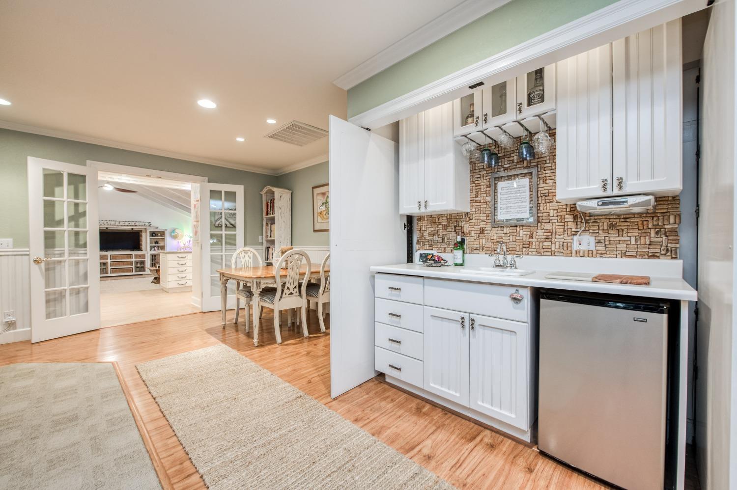 2988 Enterprise Avenue