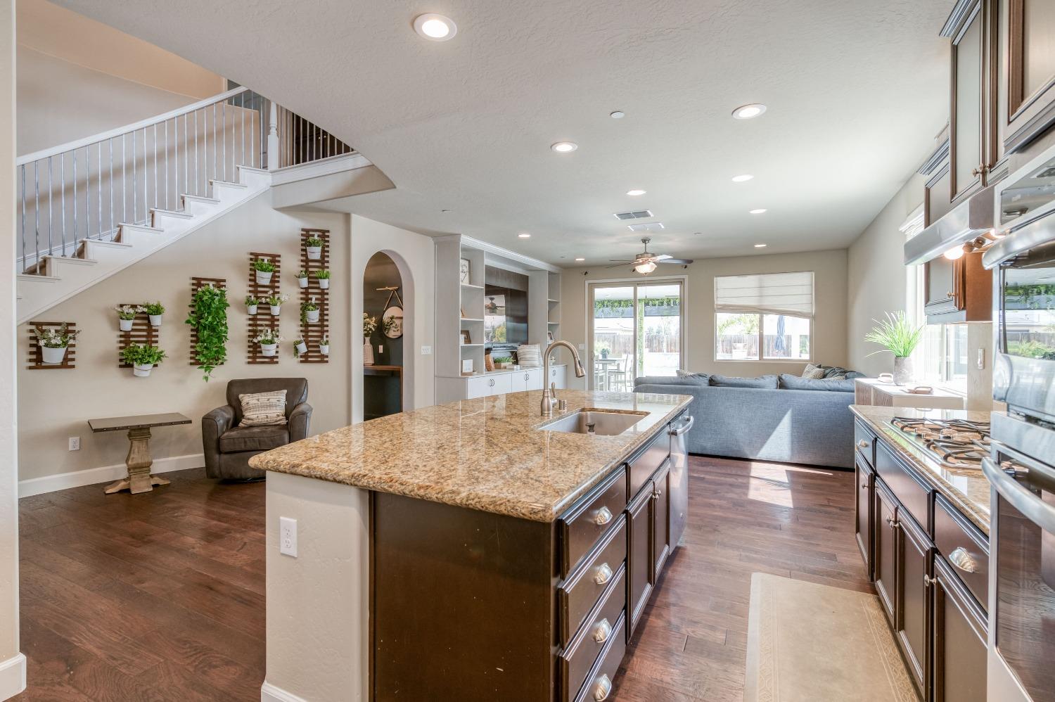 3081 Whiteash Avenue