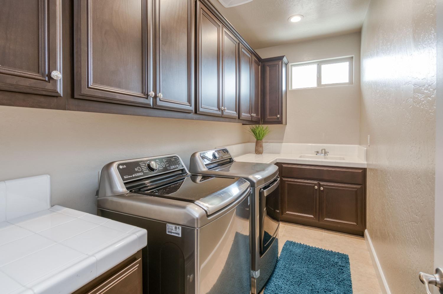 3081 Whiteash Avenue