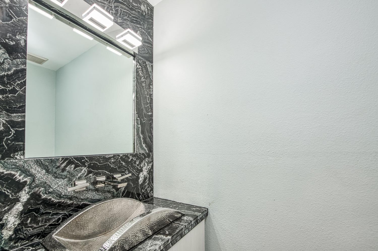 8665 N Cedar Avenue # 160