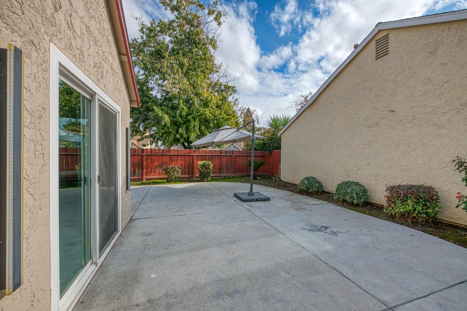 8665 N Cedar Avenue # 160