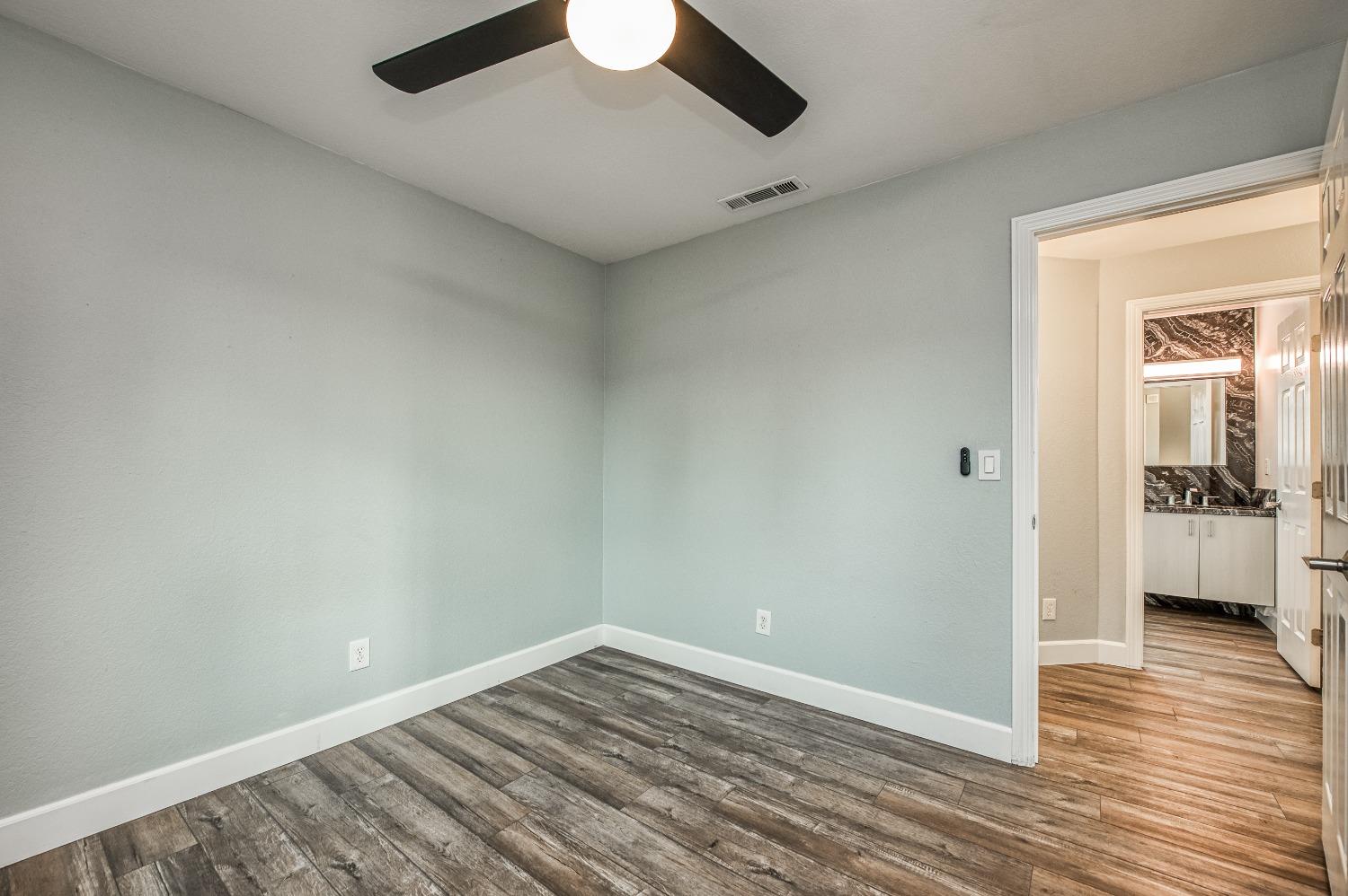 8665 N Cedar Avenue # 160