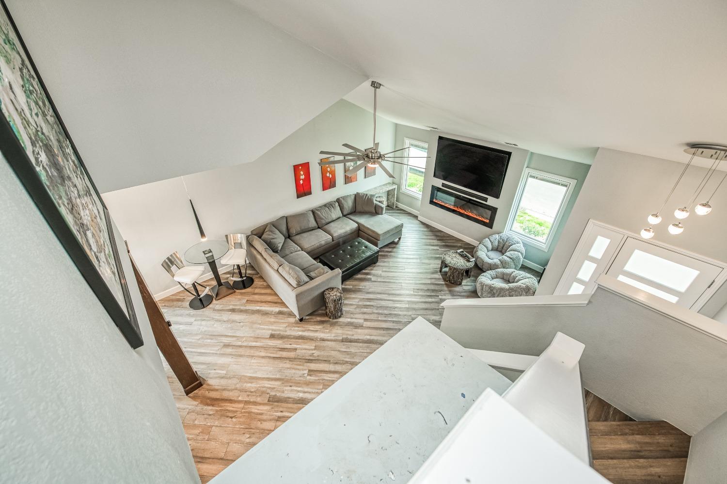 8665 N Cedar Avenue # 160