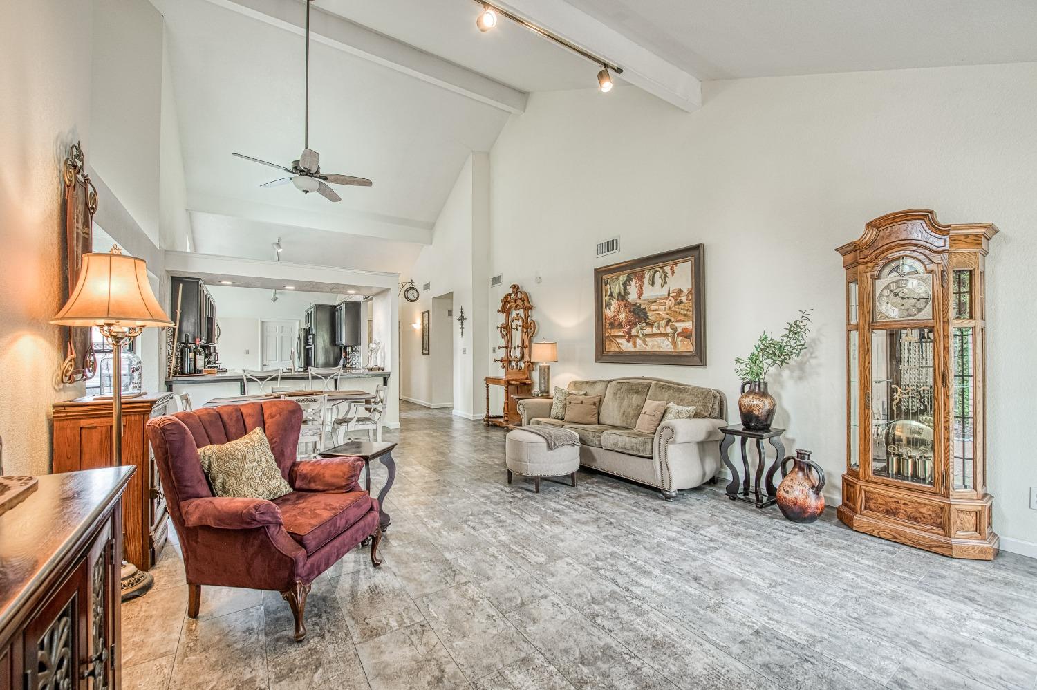 1229 W Bullard # 151