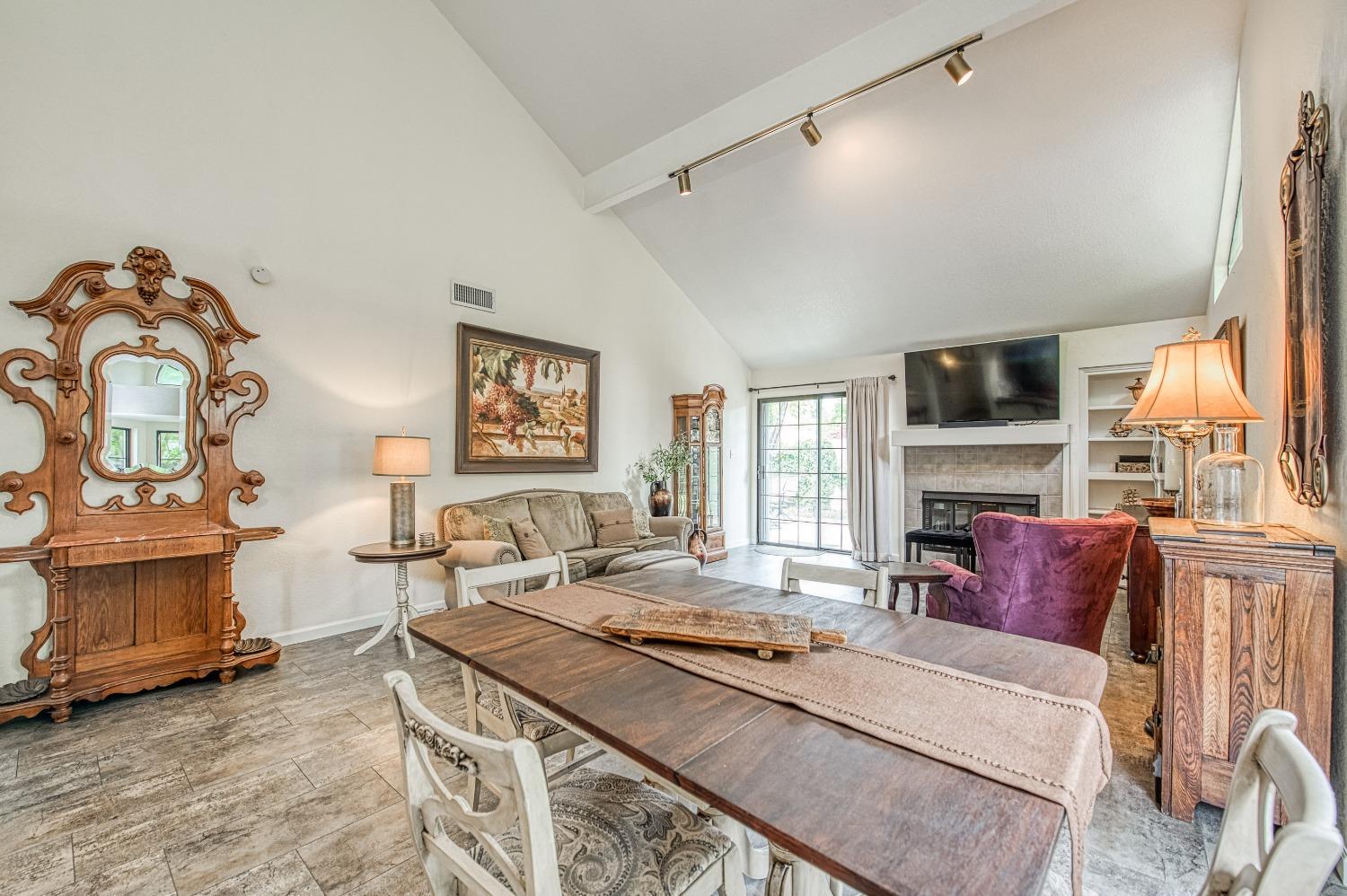 1229 W Bullard # 151