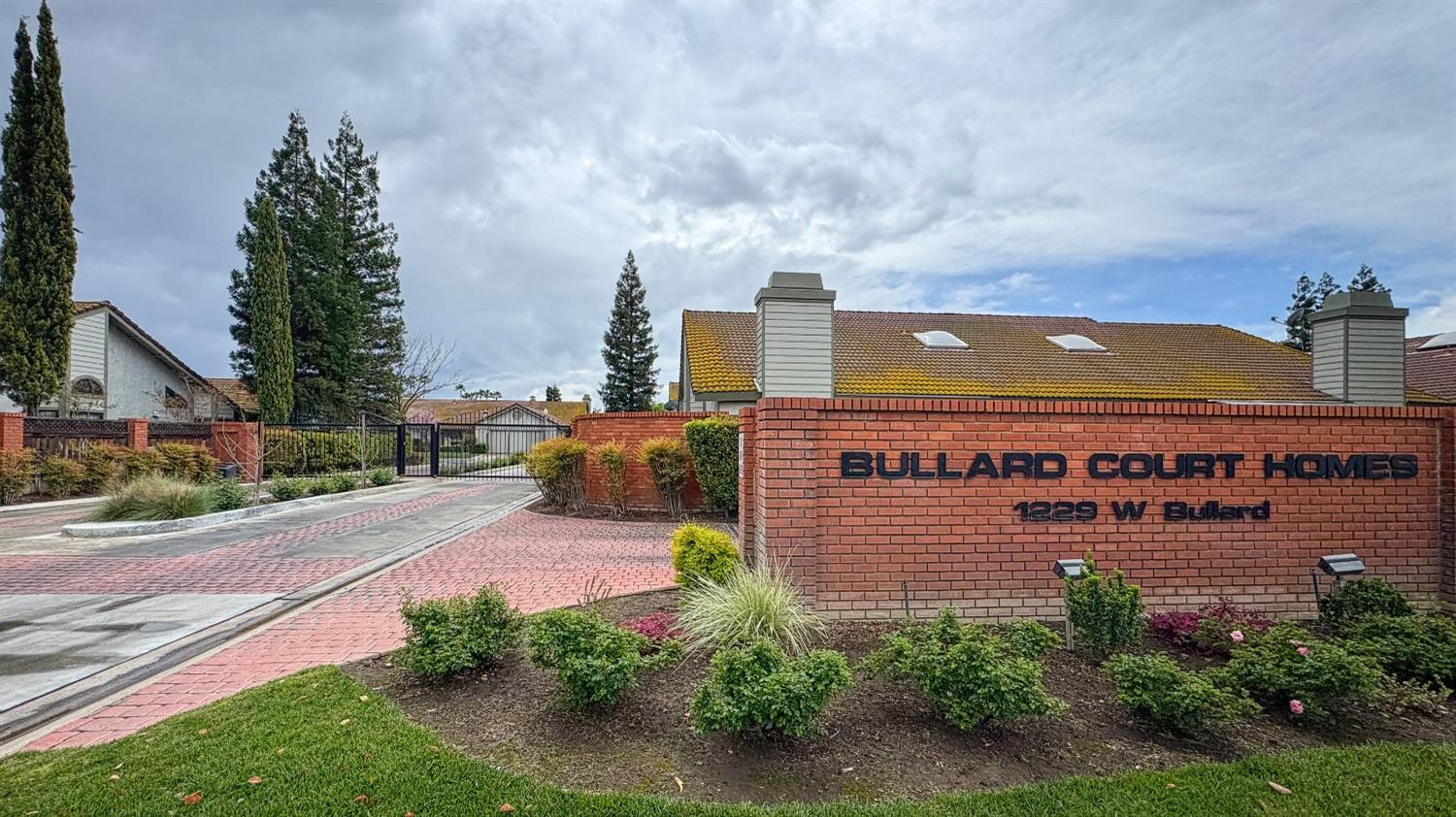 1229 W Bullard # 151