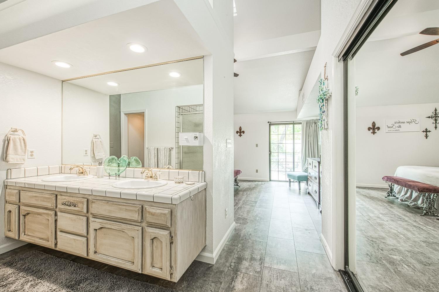 1229 W Bullard # 151