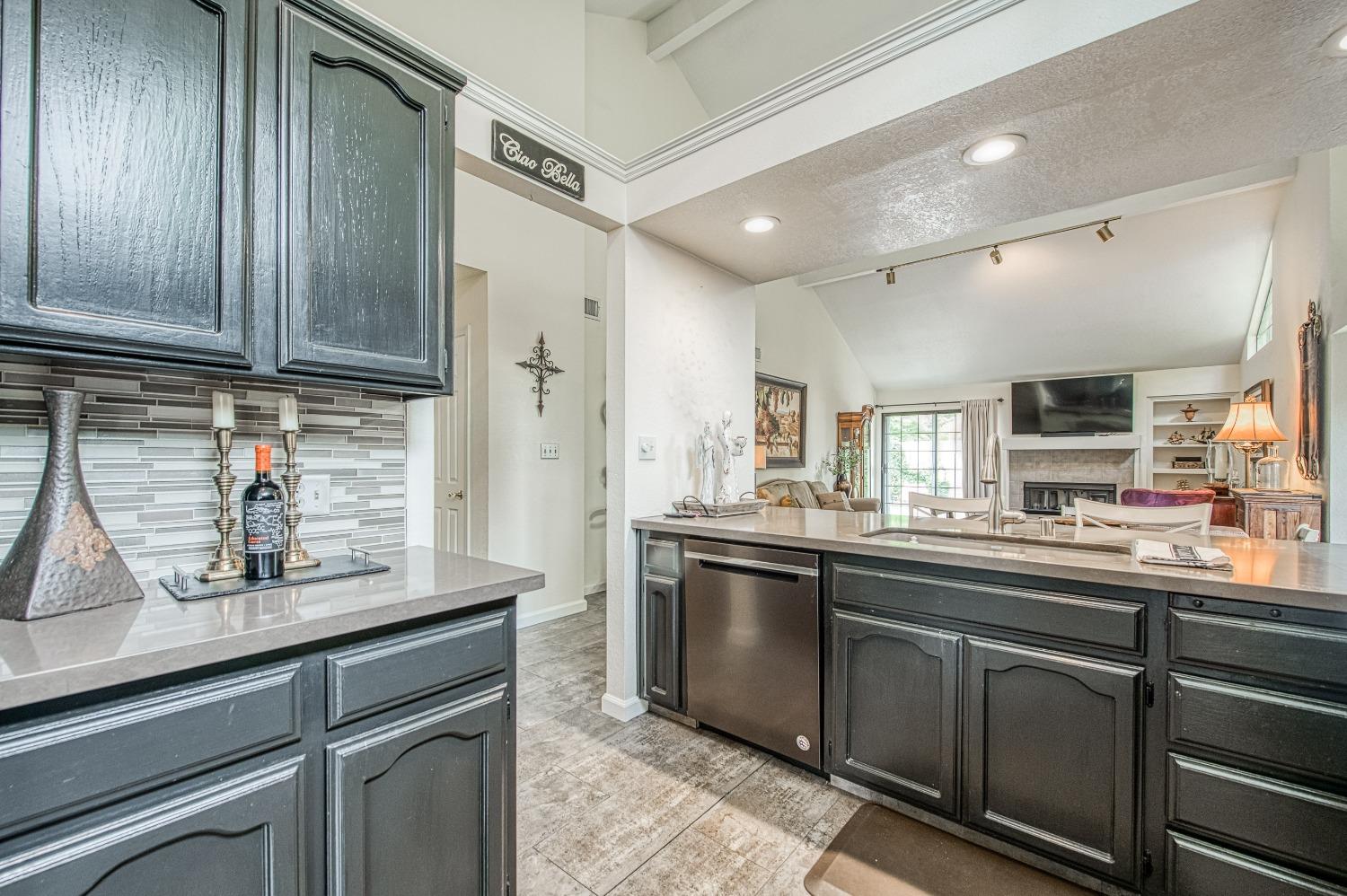 1229 W Bullard # 151