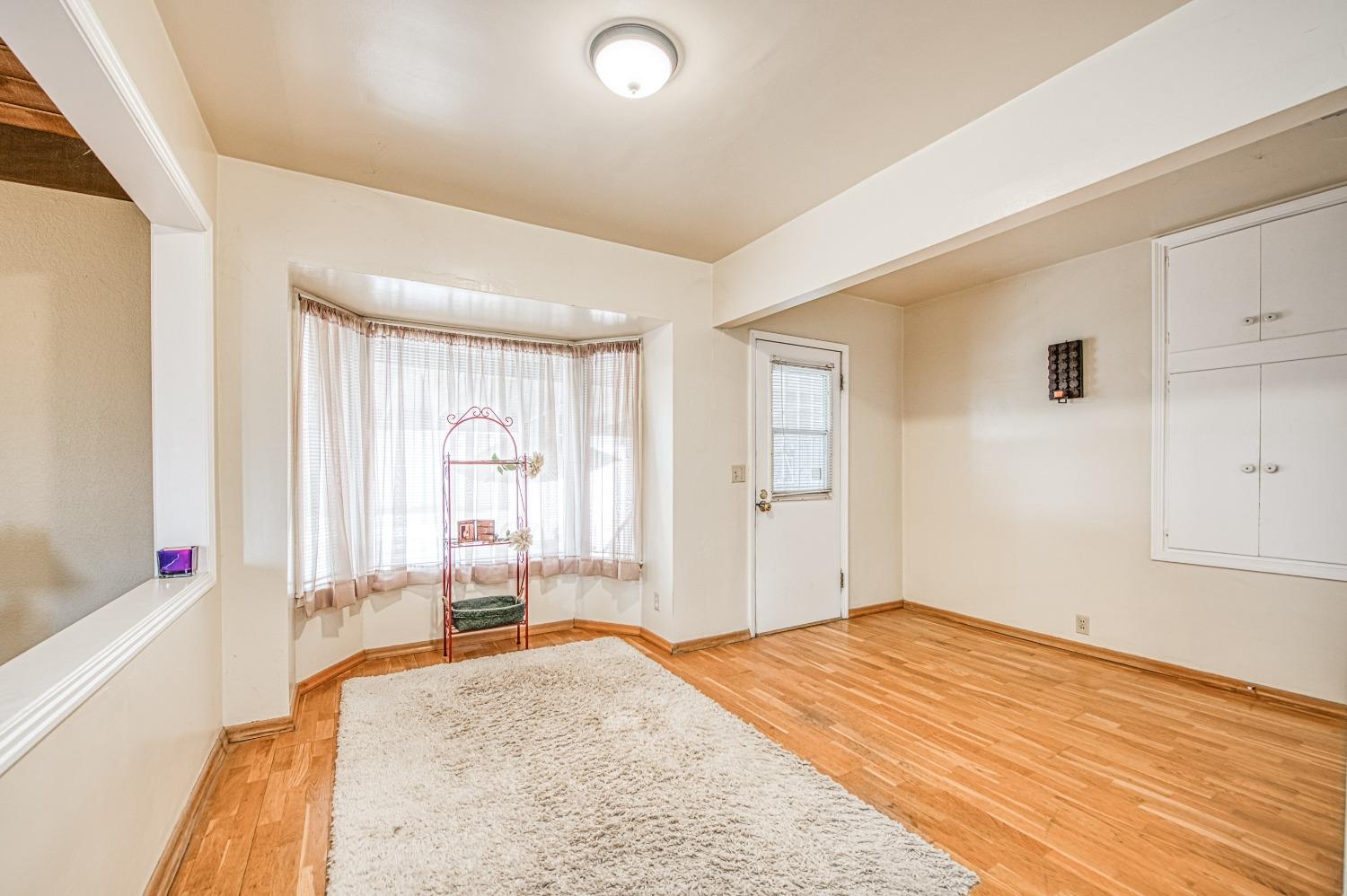 3289 N Monroe Avenue