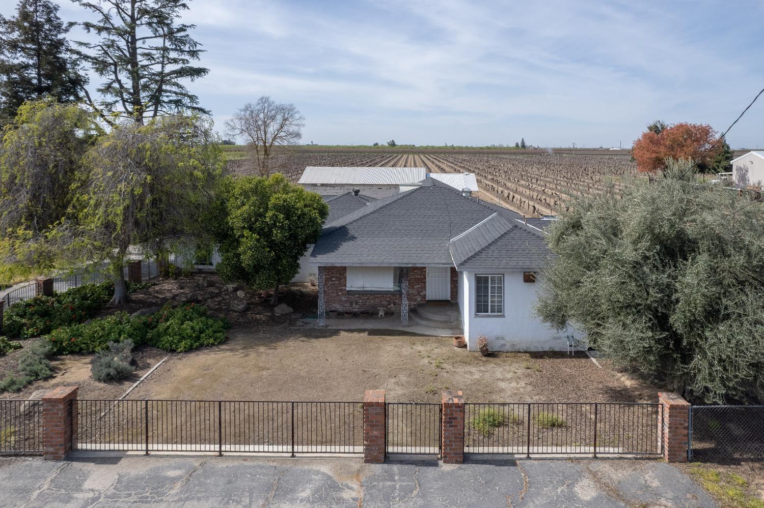 3289 N Monroe Avenue