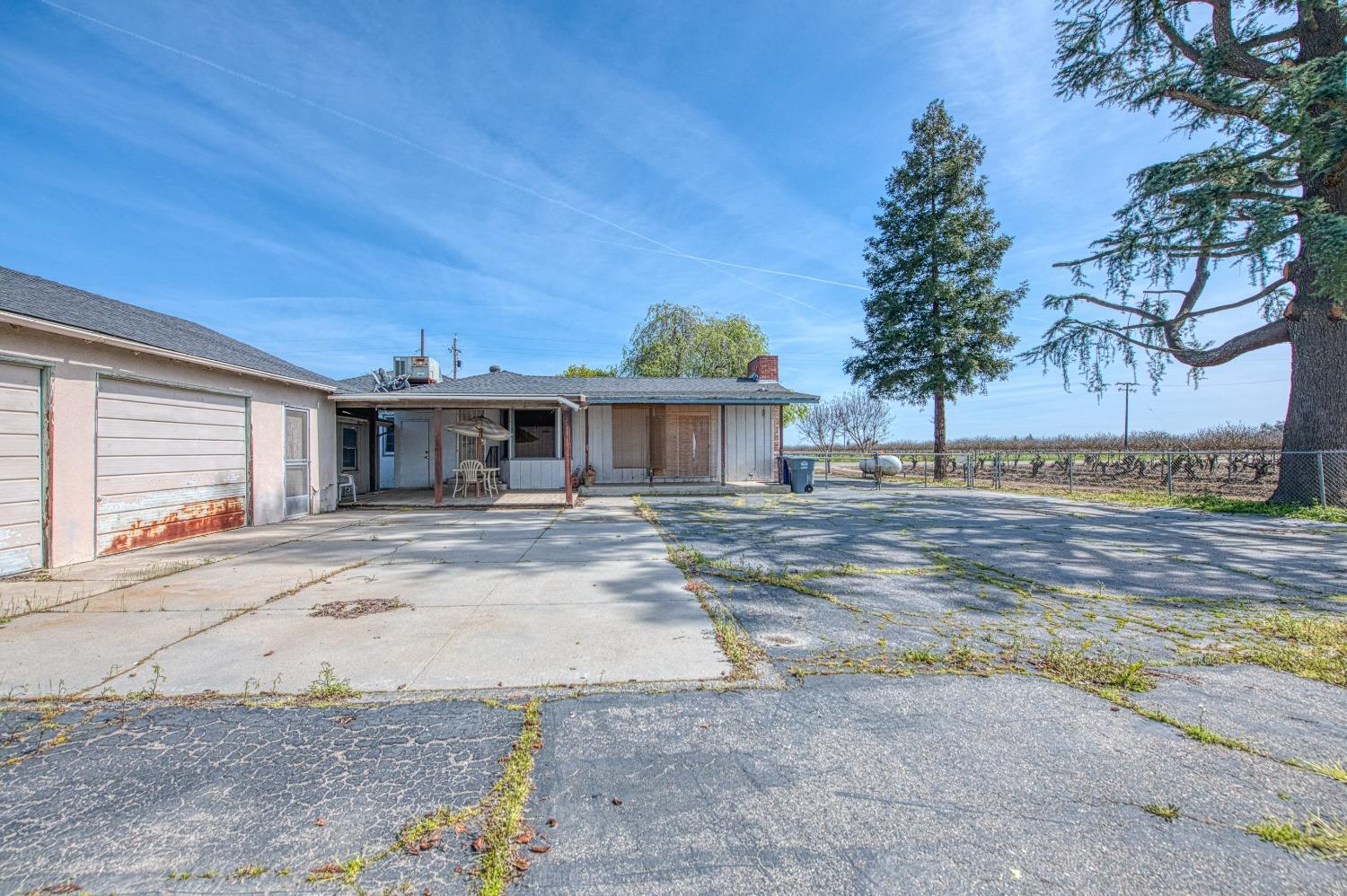 3289 N Monroe Avenue