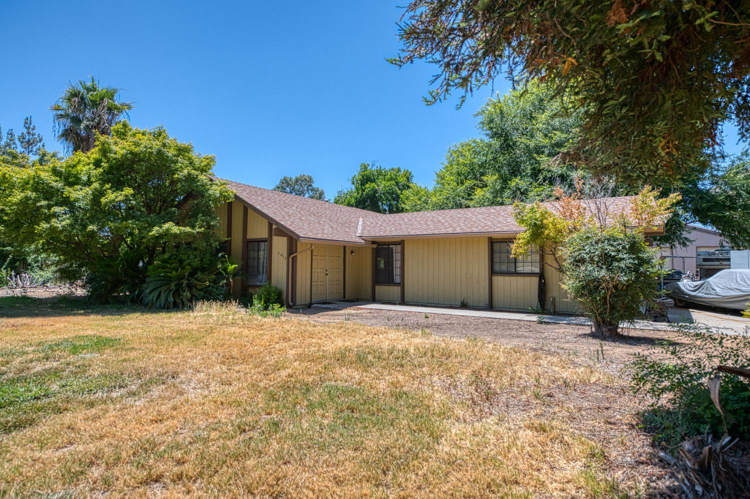 7815 N Sanders Avenue