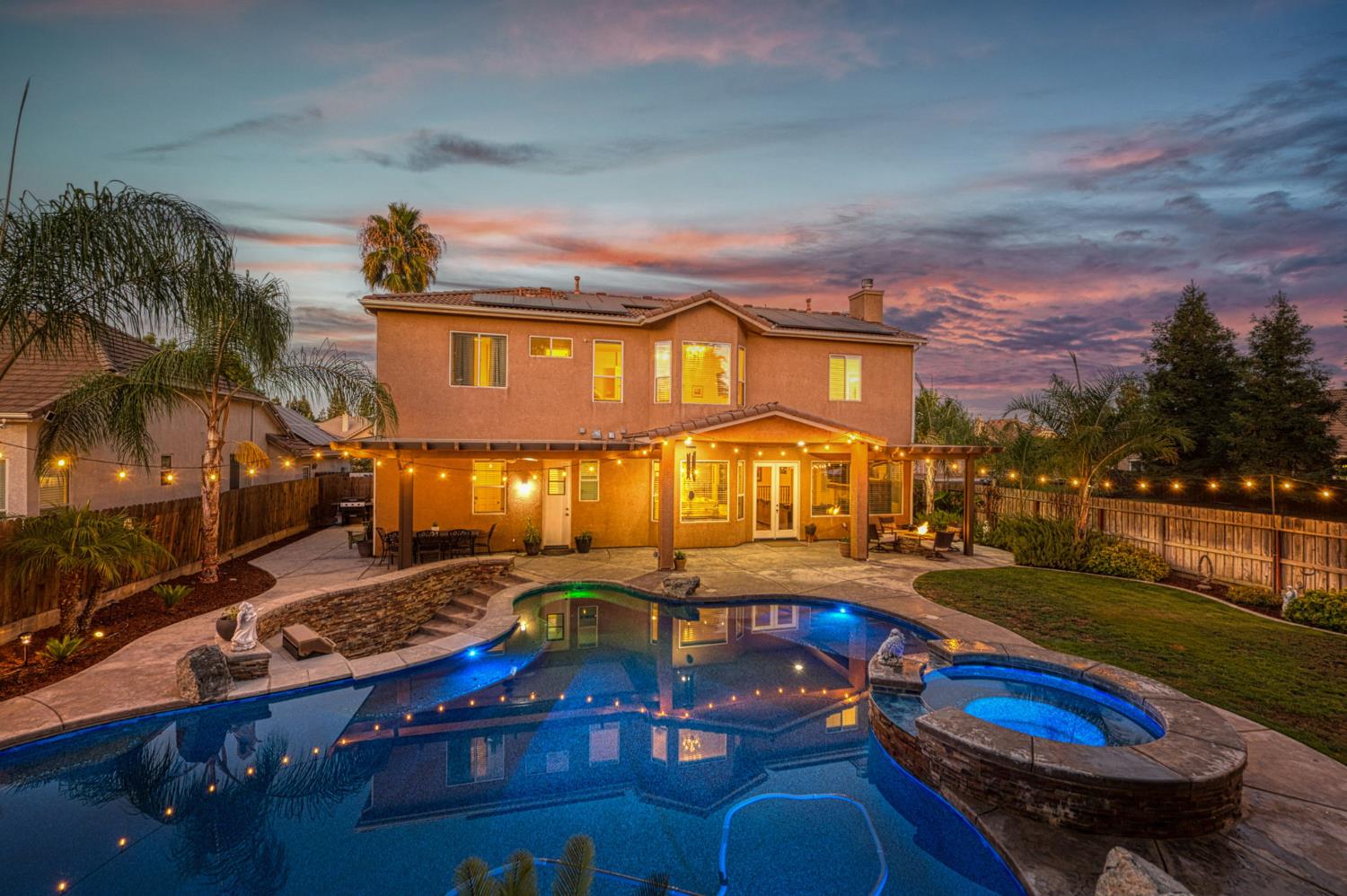 970 N Orangewood Avenue