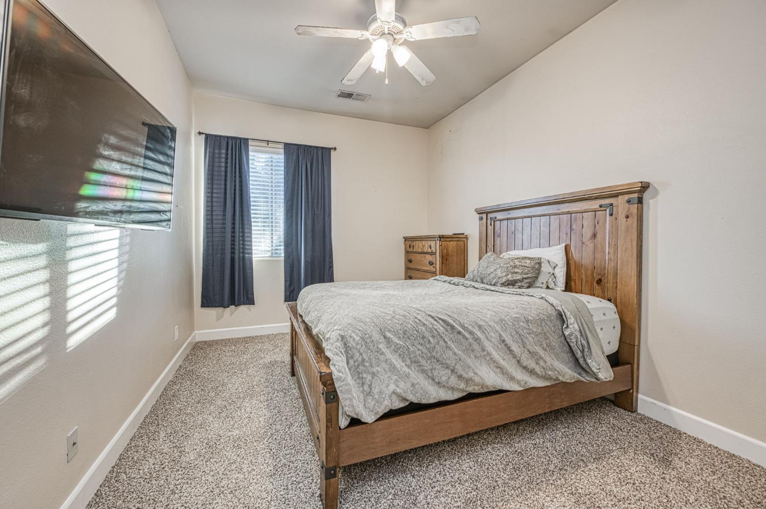 970 N Orangewood Avenue