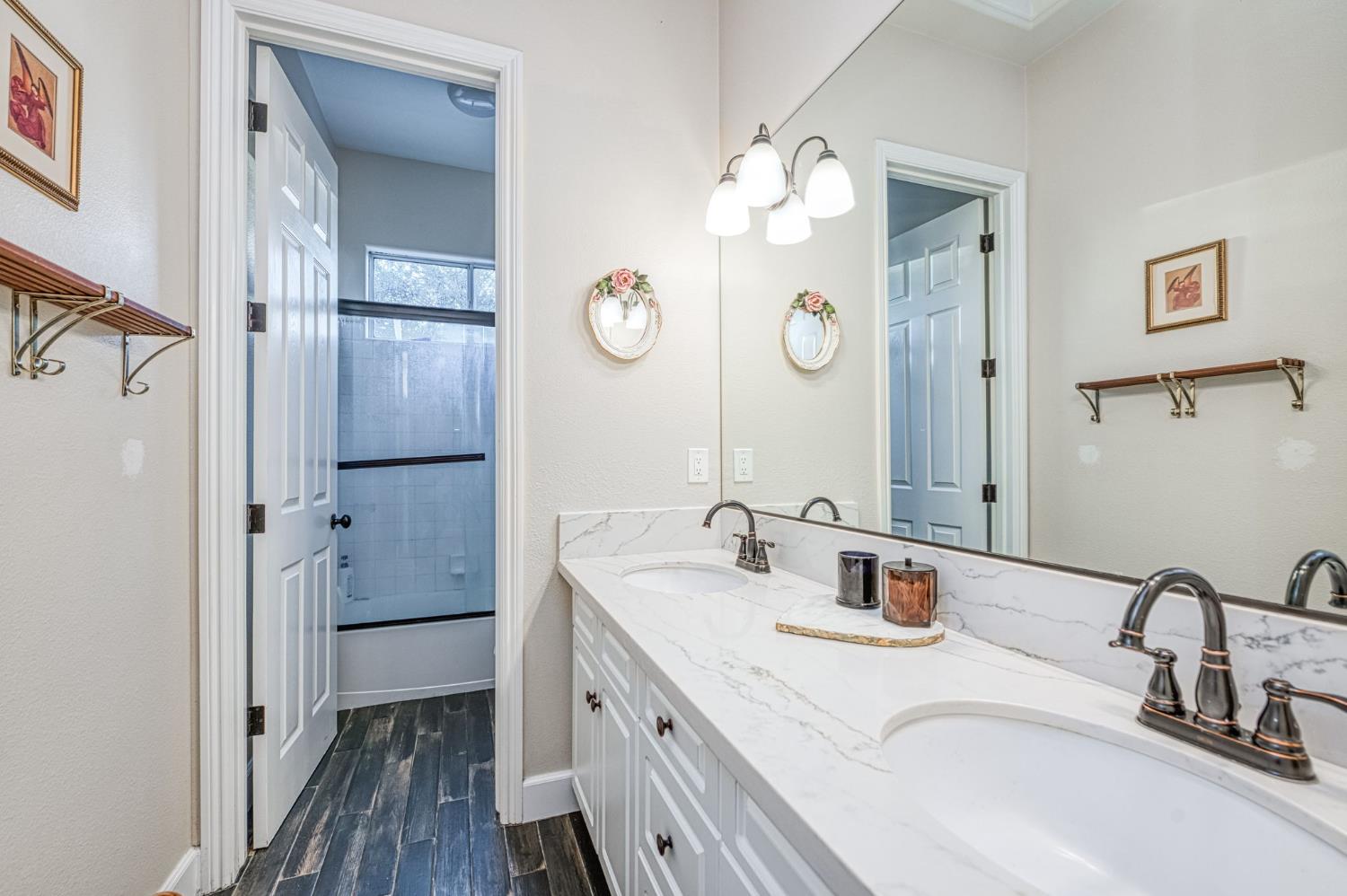 970 N Orangewood Avenue