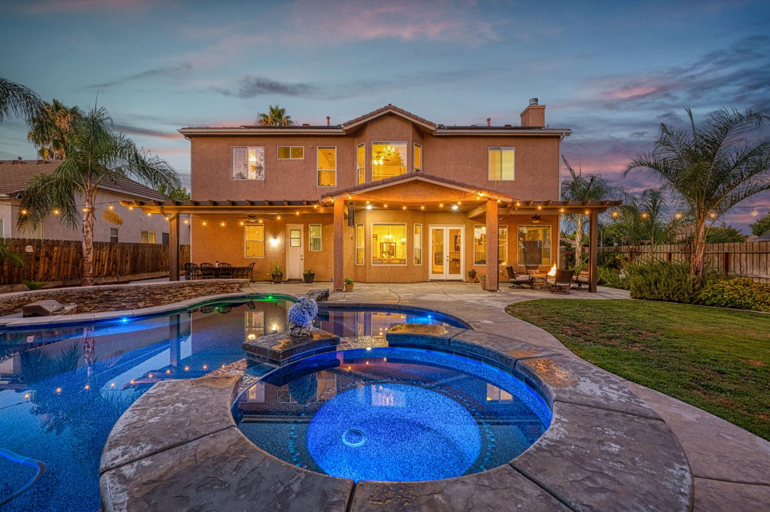 970 N Orangewood Avenue