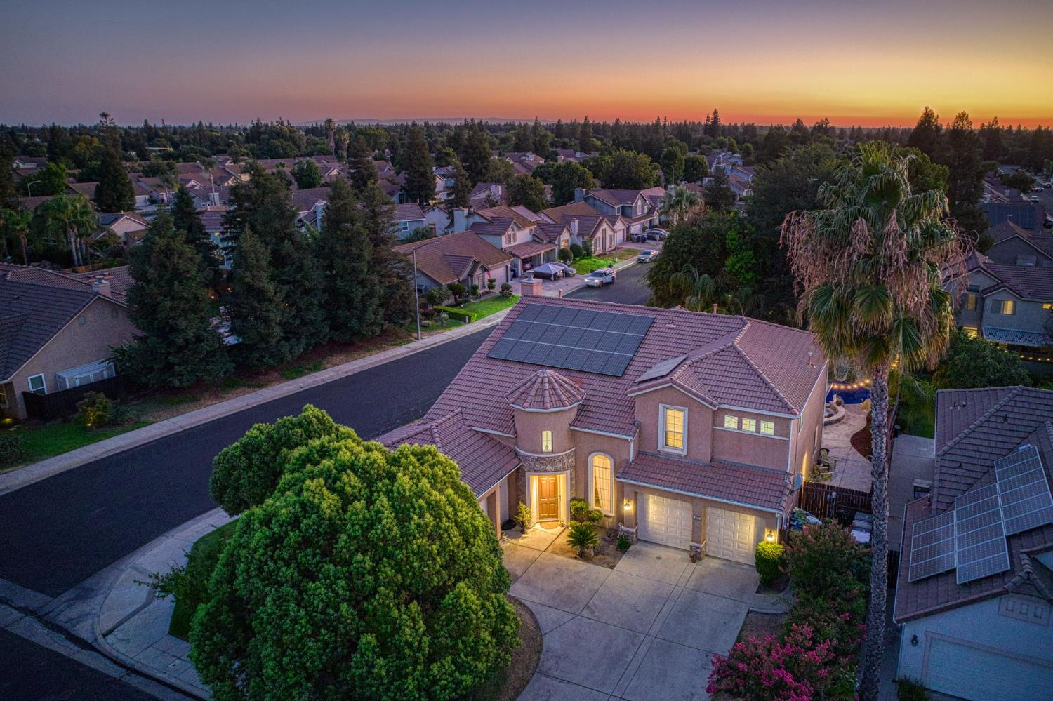 970 N Orangewood Avenue