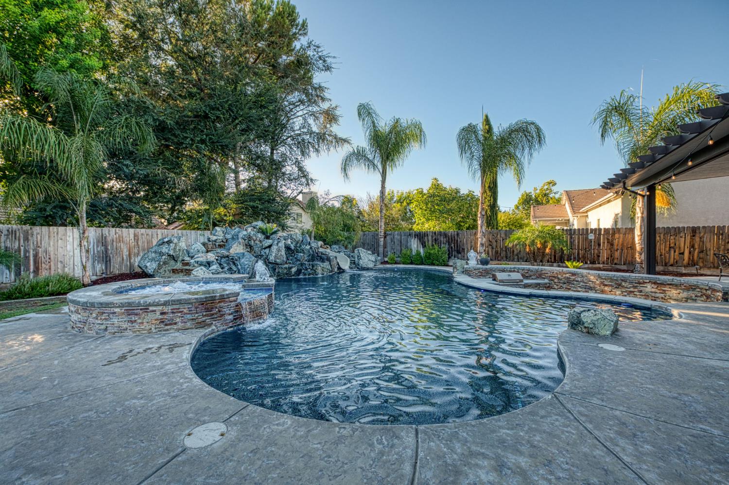 970 N Orangewood Avenue