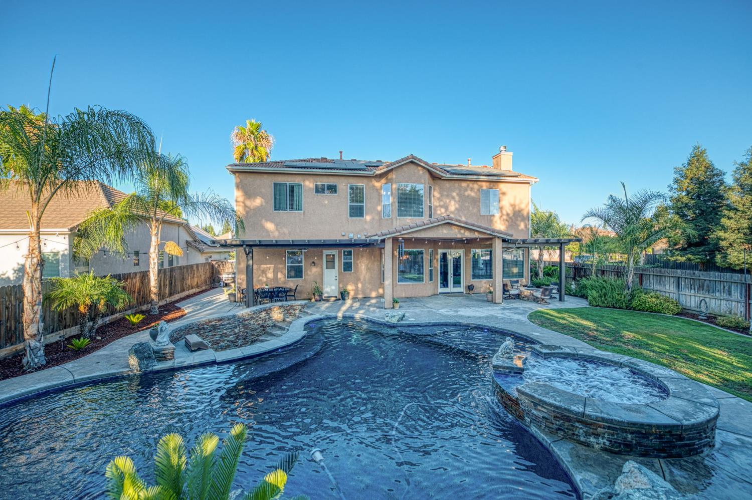 970 N Orangewood Avenue