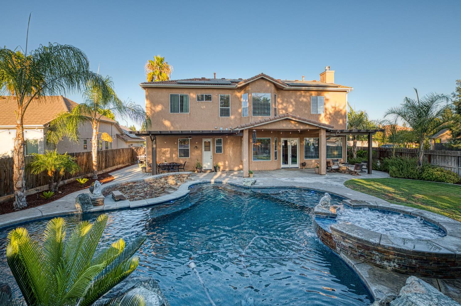 970 N Orangewood Avenue