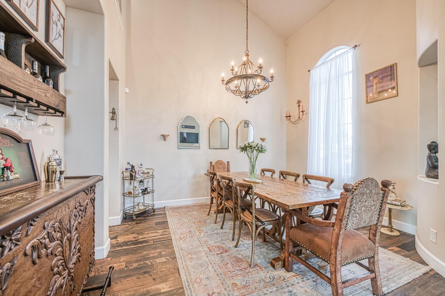 970 N Orangewood Avenue