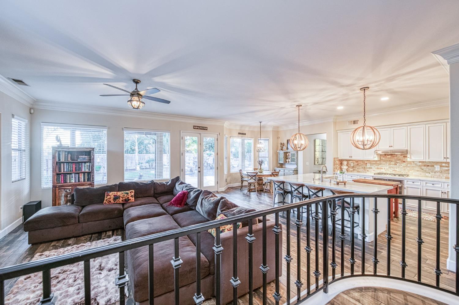 970 N Orangewood Avenue