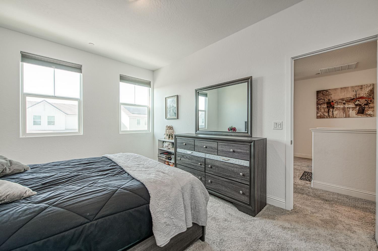 1817 N Phillip Avenue