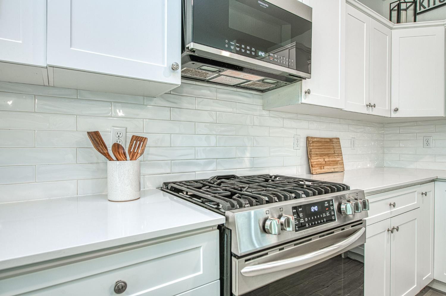 1817 N Phillip Avenue