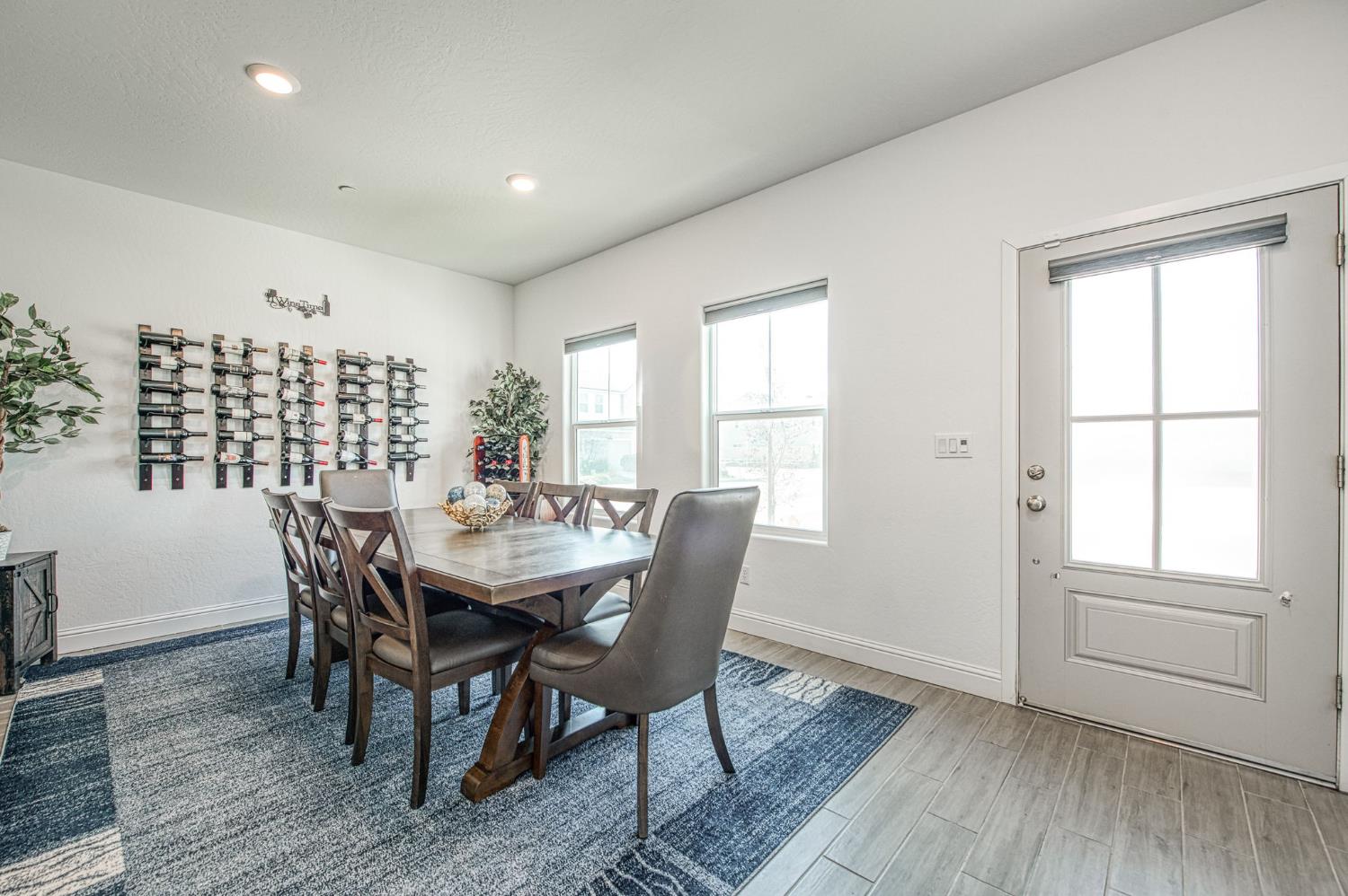 1817 N Phillip Avenue