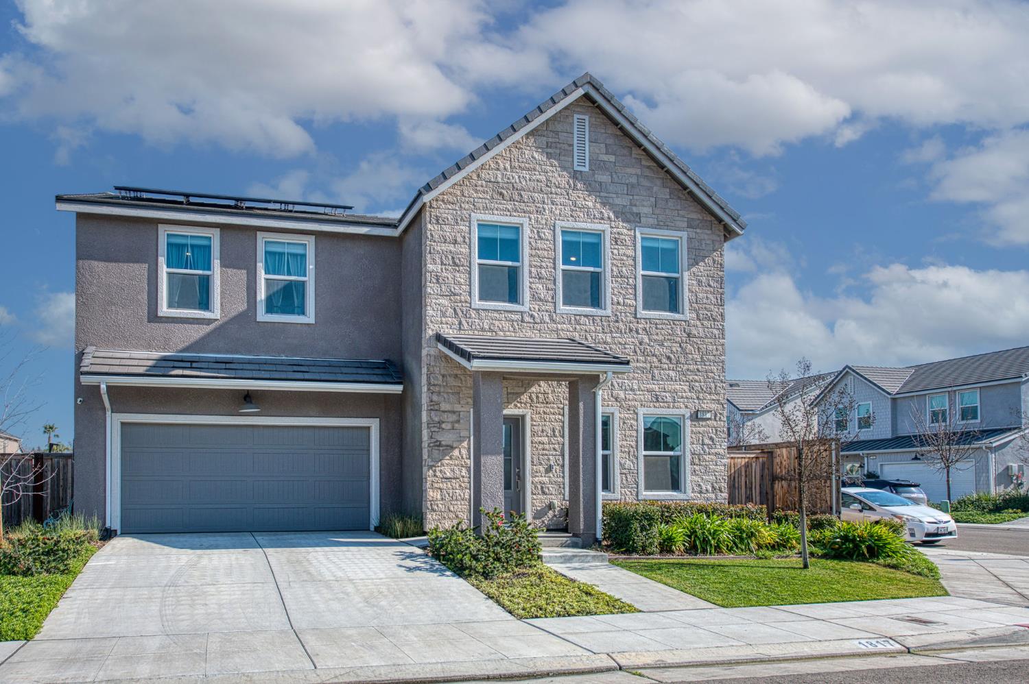 1817 N Phillip Avenue