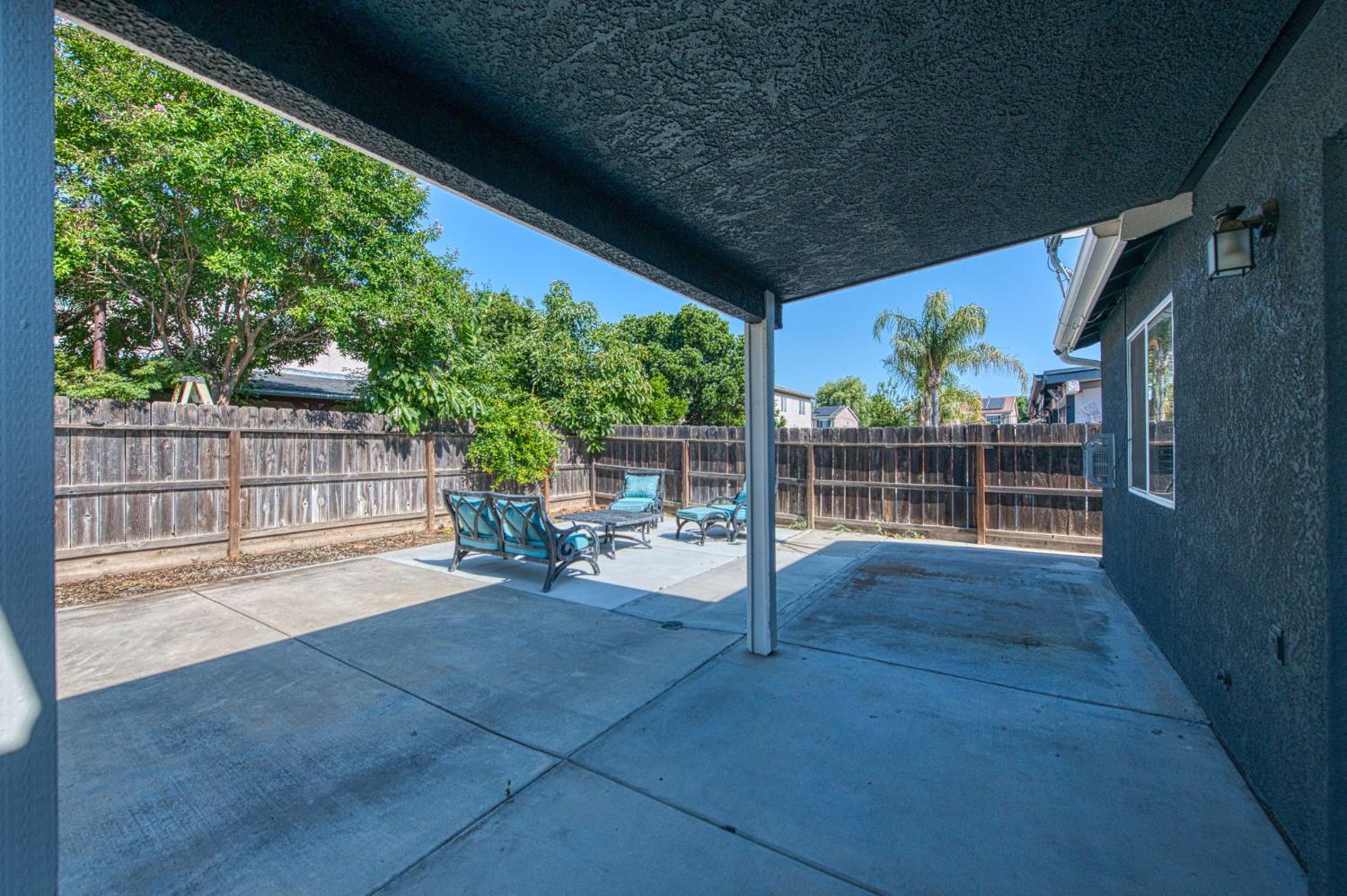 3673 N Denali Avenue
