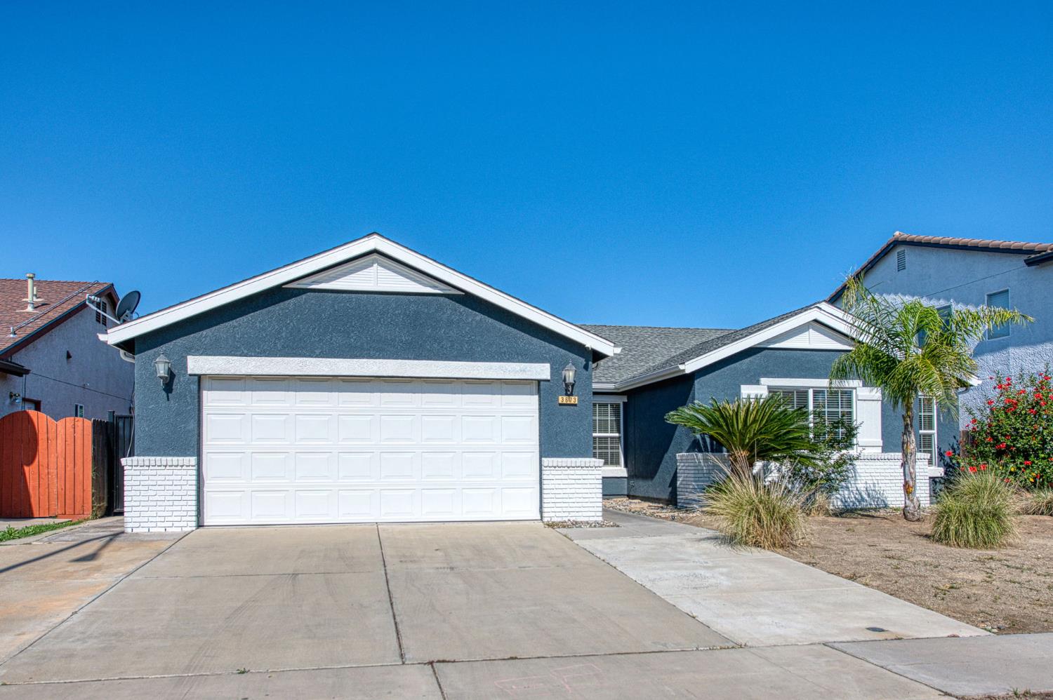 3673 N Denali Avenue