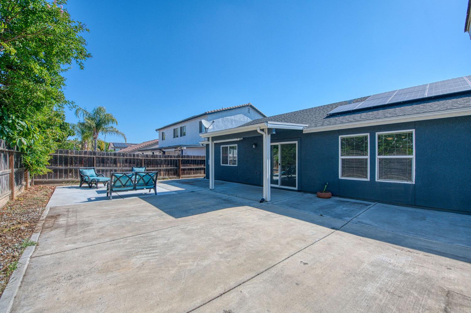 3673 N Denali Avenue