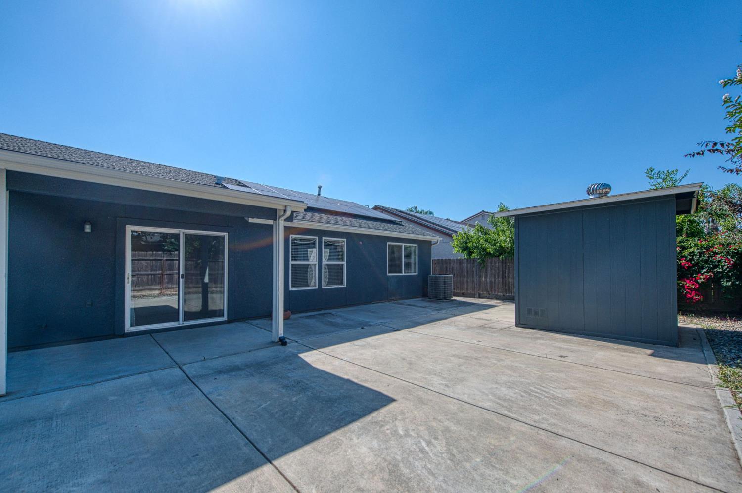 3673 N Denali Avenue