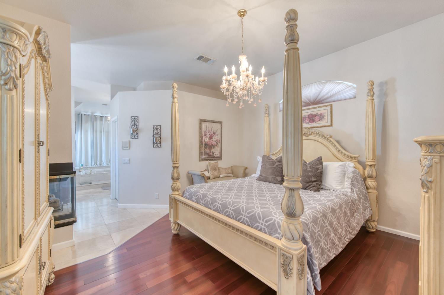 2479 Cabrillo Court