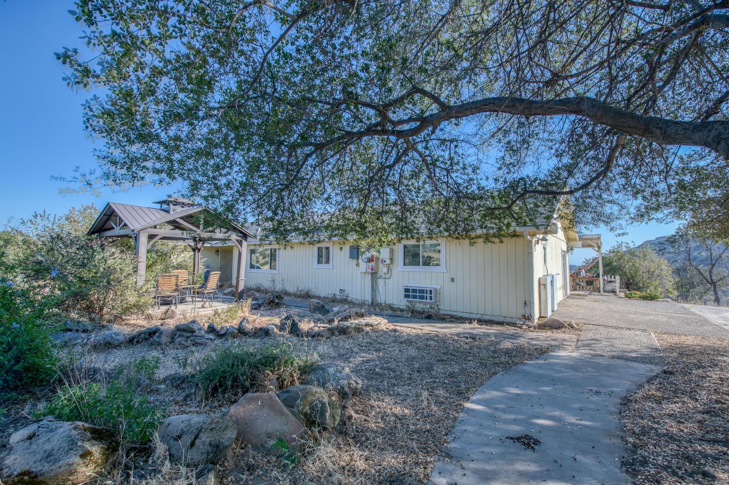 24620 Auberry Road