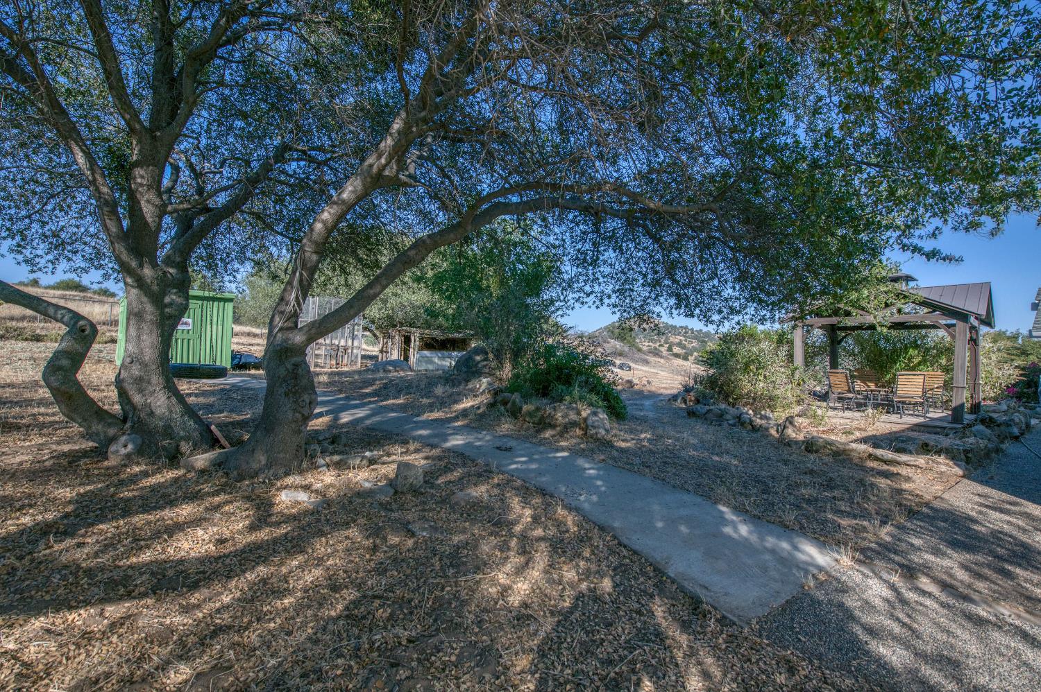 24620 Auberry Road
