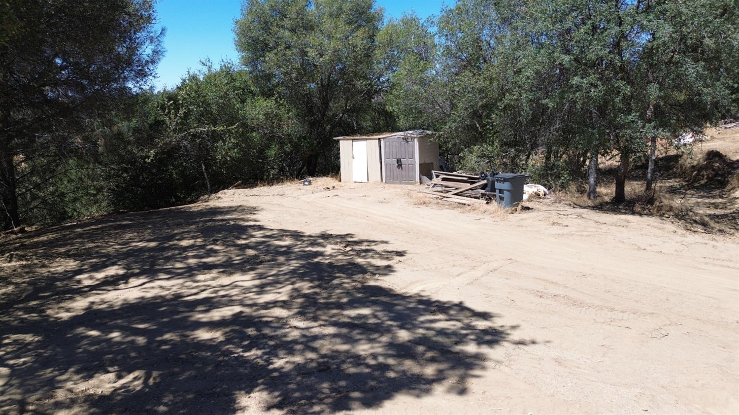 25 Buckaroo Lane